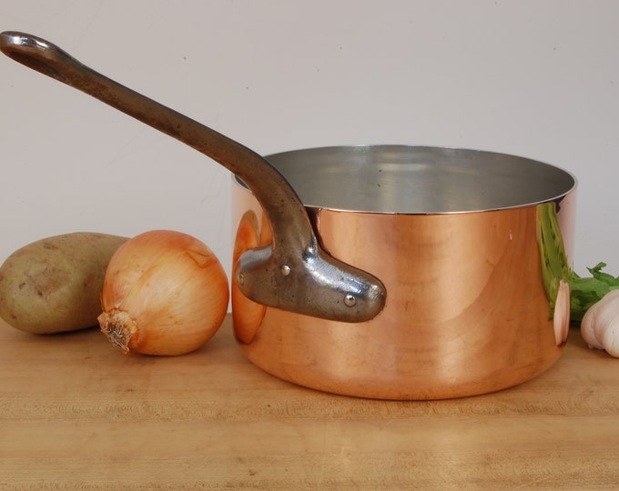NEW TIN French Modern 7" Sauce pan 4lb 8oz, 2.2mm. We sell vintage and antique copper pots and pans.
