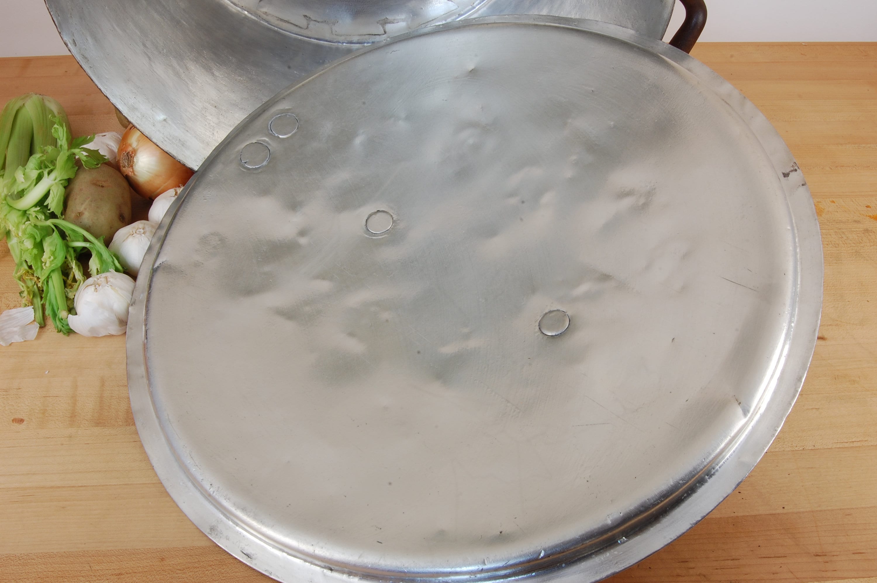 30 lb LFD&H Pot, BDCo Lid. 2mm Stockpot RETINNED and ready to use in