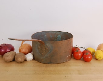 Dovetailed Jewish Cholent Pot: Hammered Copper with Handle