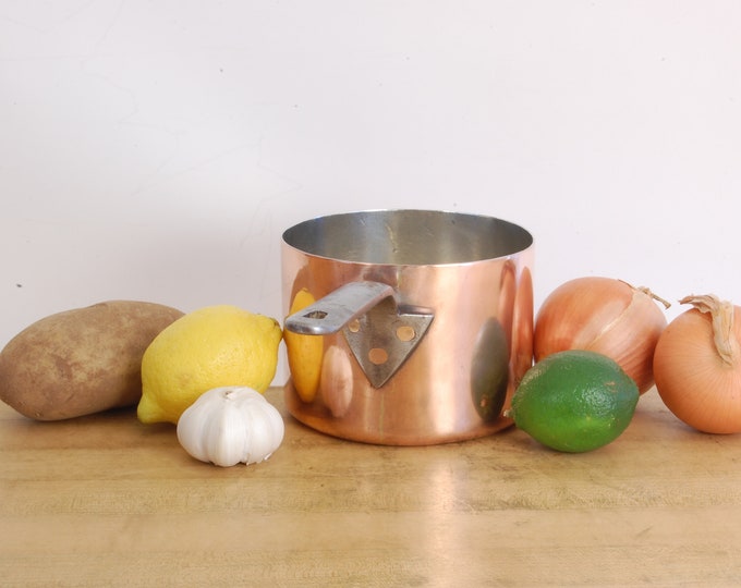 NEW TIN 5-1/4" Dovetailed Vintage Copper Saucepan. 1.4mm, 1lb. 13oz. We carry vintage and antique copper cookware.