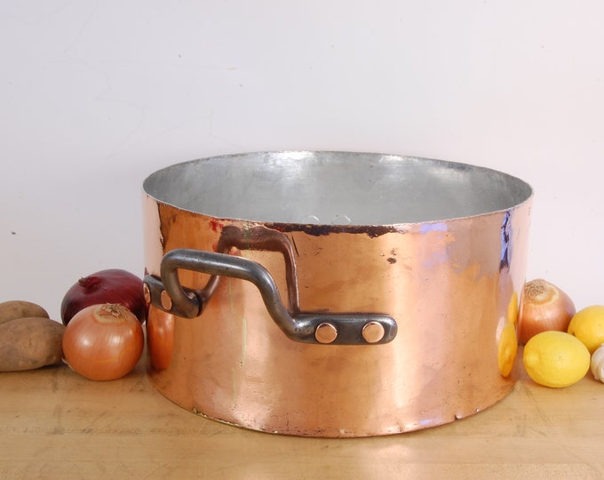 15-3/8" Dovetailed DH&M NY Stamped and Initialed Vintage Copper Stock/Stew Pot. 1.9mm, 16lb. 1oz. Retinned and ready to use in your kitchen!