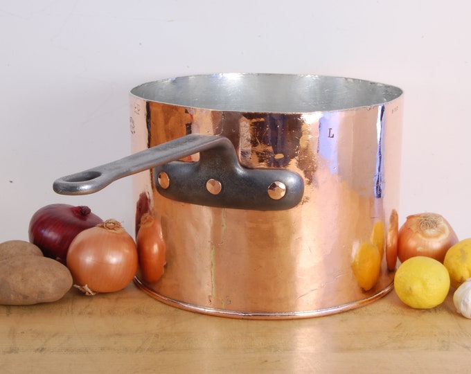 12" NEW TIN Mutual N.Y. City Stamped Vintage Copper Saucepan. Multi-stamped. 2.0mm, 14lb. 4oz. We carry vintage and antique copper cookware.
