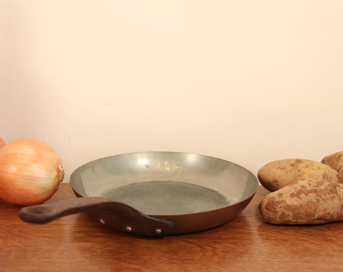 Baumalu Vintage French 9-1/2" Copper Saute Pan. As Found. 1.5mm, 2lb. 13oz. Made in France.