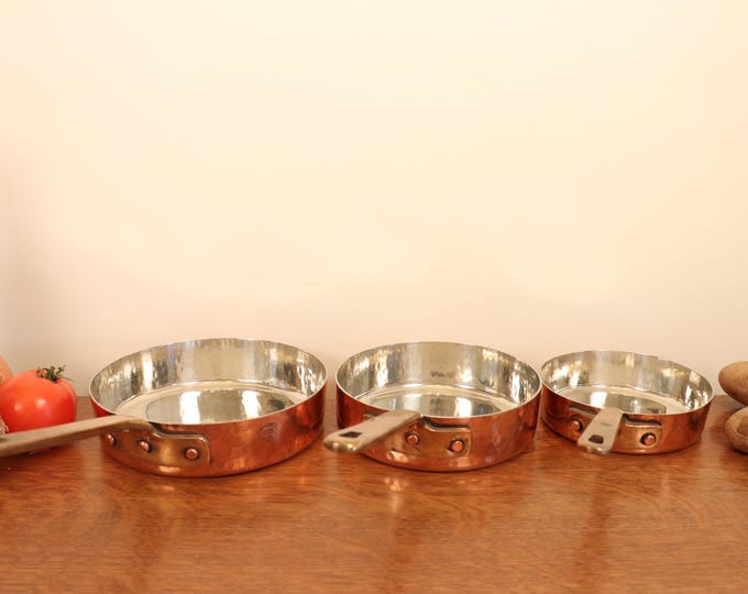 SET of 3 Benham & Sons Stamped Saucepans. NEW TIN with hammered finish. Made in England.