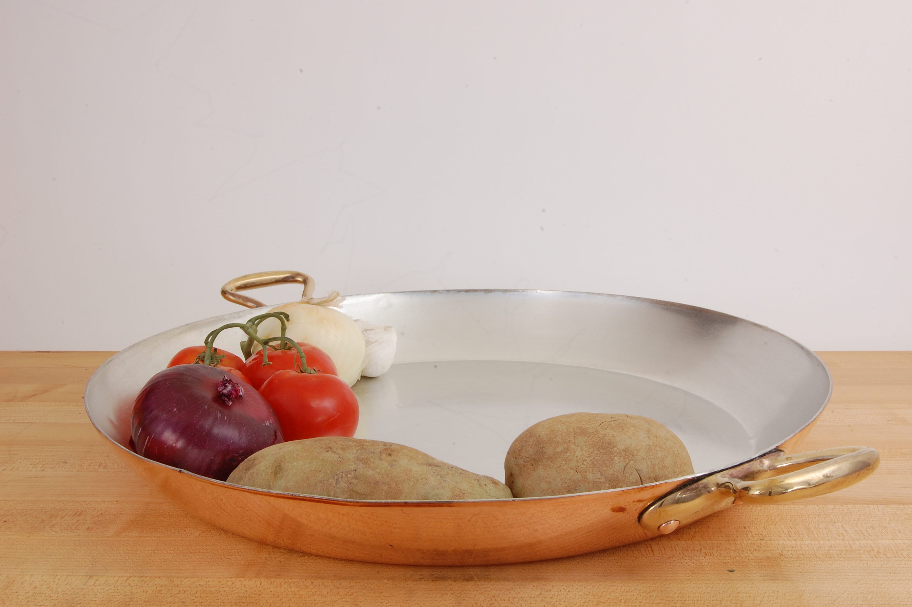 18 BRIDGE Kitchenware 8lb 8oz vintage Au Gratin Pan New Tin. This is antique copper cookware at