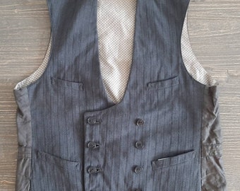 .RAR! antique west*MEN's VEST*Boy's vest 1920/1930s.. small size*double chest*back buckle*light grey/dark grey finely striped