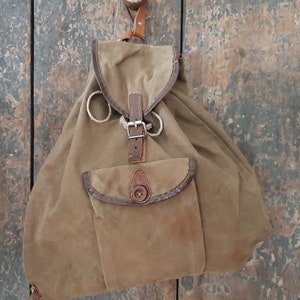 RARE ! antique CHILDREN&#39;S BACKPACK with leather straps from the 1940s*hiking backpack*canvas backpack