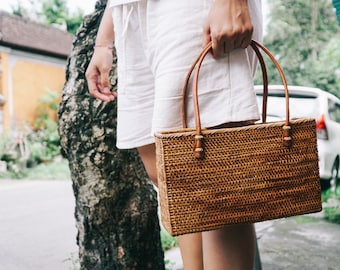 Rattan Shoulder , Bali Bag, Straw Bag, Handwoven Top Handle Bag, Boho Summer Purse, Bohemian Handbag, Ata shoulder bag