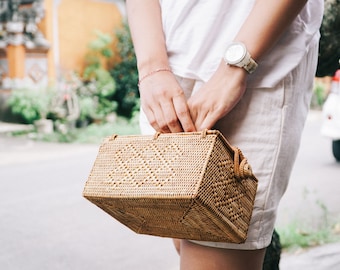 Picnic Rattan Bag, Bali Bag, Straw Bag, Handwoven Top Handle Basket, Mini Picnic Basket