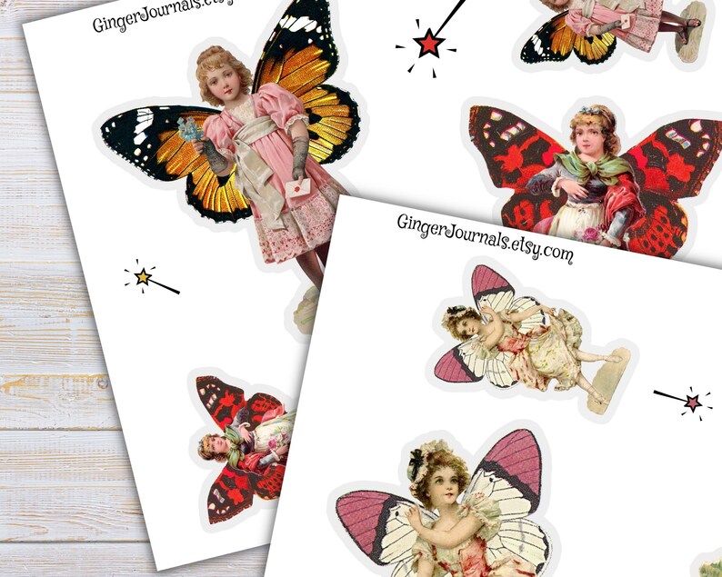 Puede incluir: Un conjunto de im&aacute;genes digitales imprimibles que representan hadas con alas de mariposa. Las hadas visten ropa vintage y tienen una est&eacute;tica de cuento de hadas, caprichosa. Las im&aacute;genes son perfectas para scrapbooking, creaci&oacute;n de tarjetas u otros proyectos de manualidades.