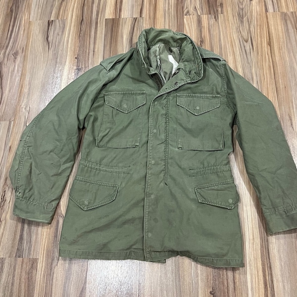 Small Vintage 80s US Army Military M-65 Field Jacket Olive Green Cold Weather Cotton USA Made
