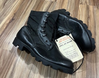 Size 9 Vintage 70s Military Black Combat Cap Toe Lace-up Jump