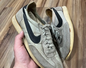 old nikeオールドナイキ メッセンジャーバッグ　'90s.'80s old nike acg ナイキ ブラック メッセンジャーバッグ 古着 y2k