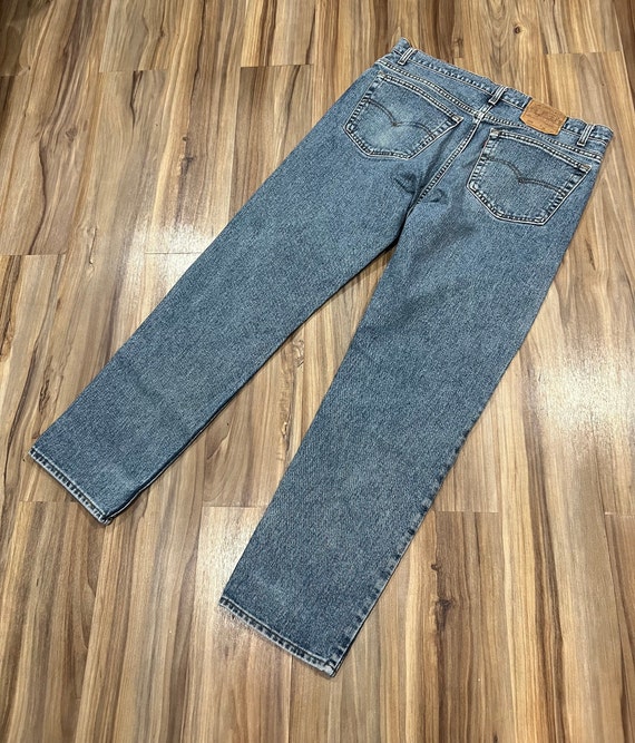 36x32 Vintage Levi's 505 Light Wash Denim Jeans P… - image 2