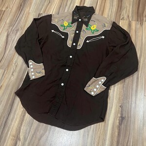 Small/ Medium Vintage 40s Rodeo Western Rayon Rockabilly Gabardine Pearl Snap Embroidered Cowboy Shirt