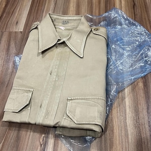 Small Vintage 50s 60s Deadstock US Army Cotton Khaki Officer Shirt Uniform WW2 Vietnam US Air Force Khaki