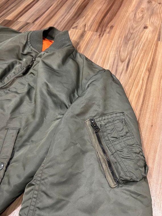 Medium Vintage 70s MA-1 US Military Flight Jacket… - image 2