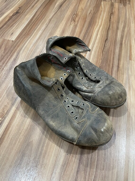 Vintage football deals cleats