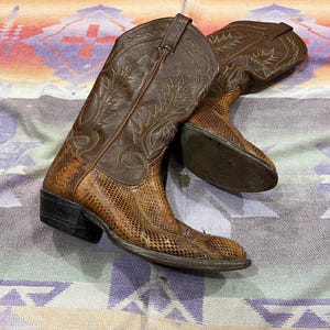 Size 9.5 EE Vintage 80s Tony Lama Snakeskin & Leather Cowboy Boots
