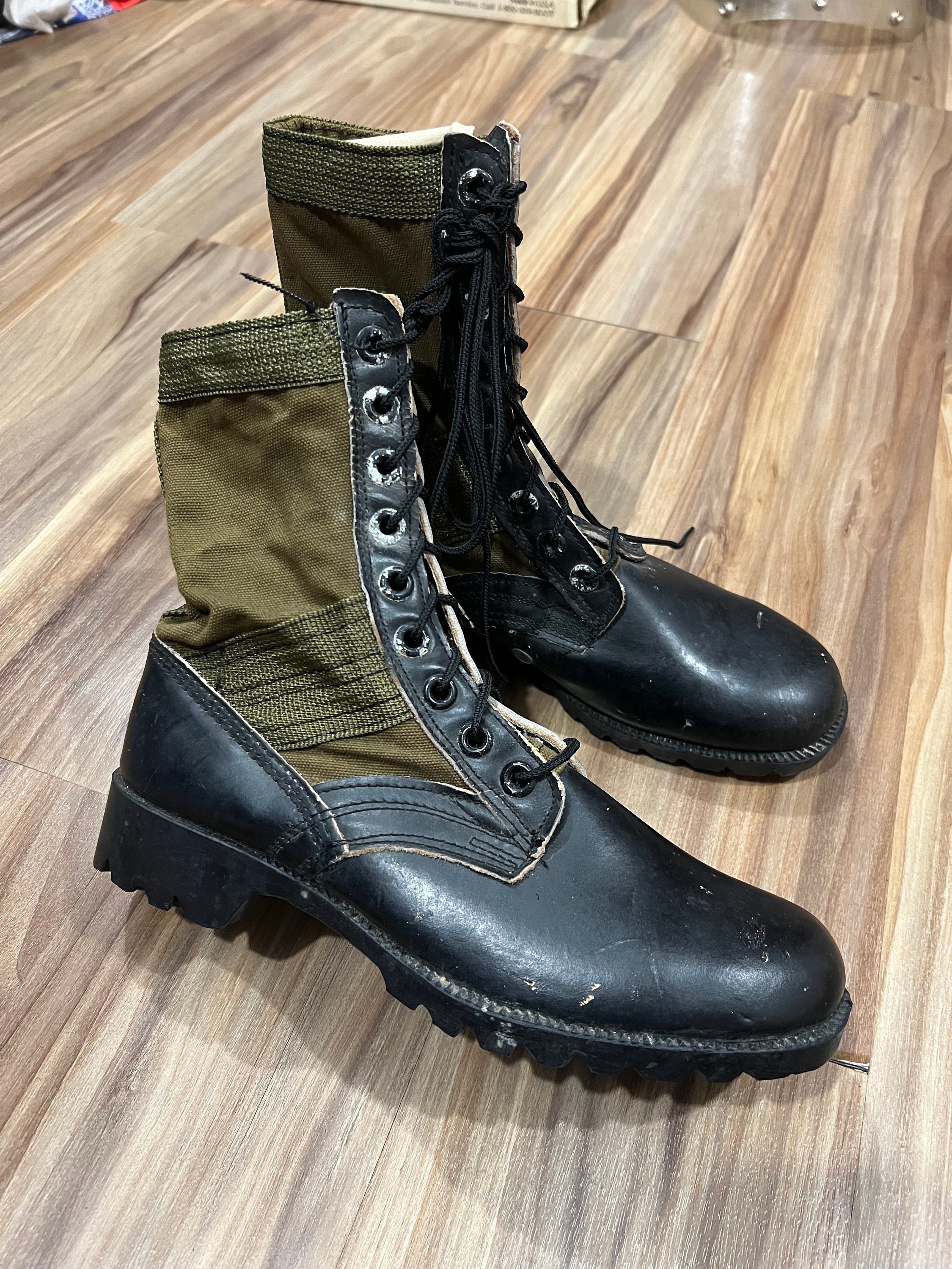 7R Vintage 70s Jungle Combat Military Surplus Canvas Leather