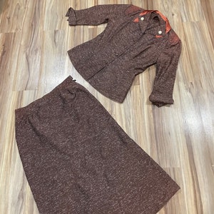 1940’s Vintage 2 Piece Fleck Women’s Skirt Suit Wool Rayon Brown Sun Faded USA Made
