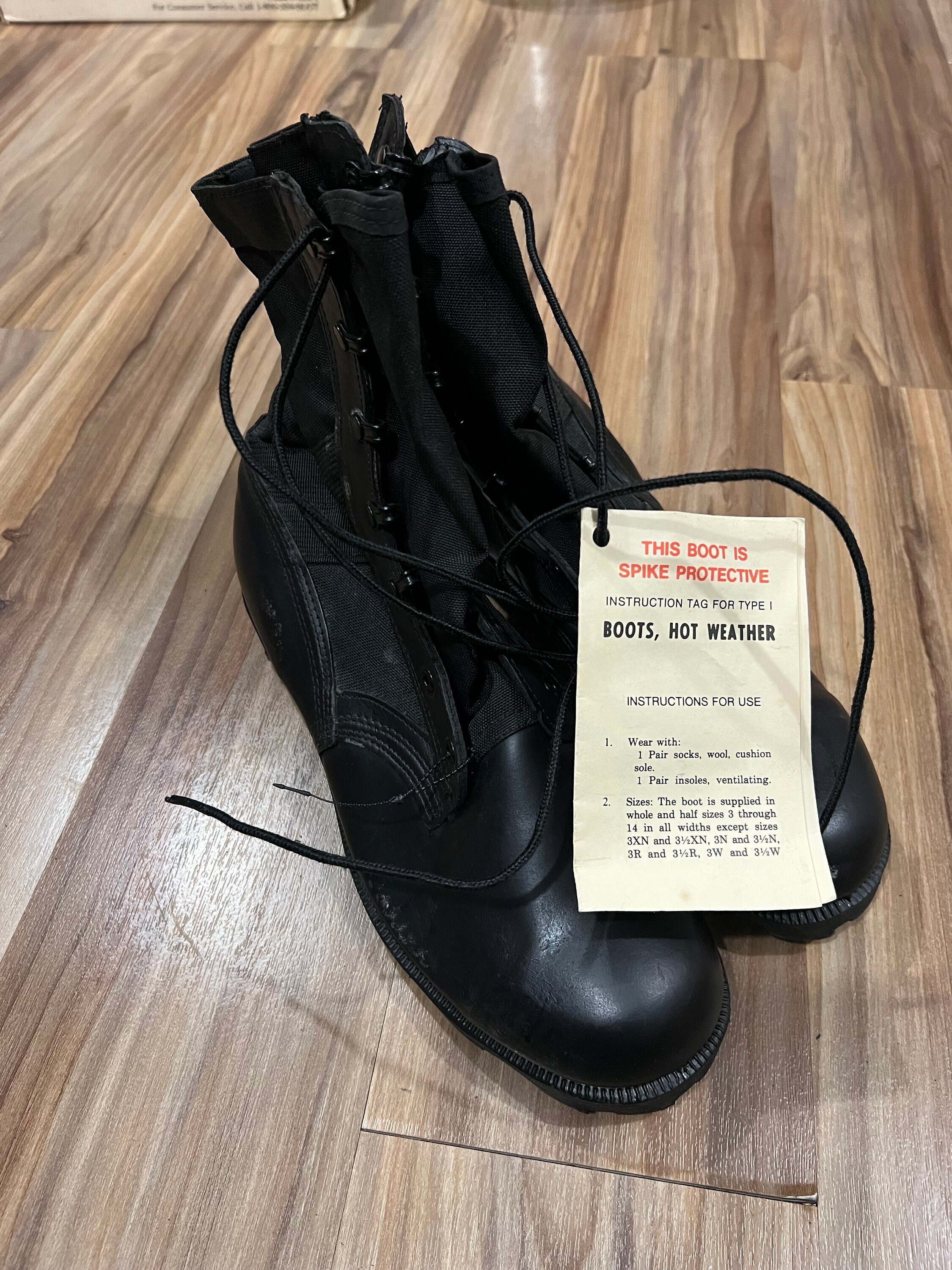 10W Vintage 70s 80s US Military Black Combat Leather Jungle Boots