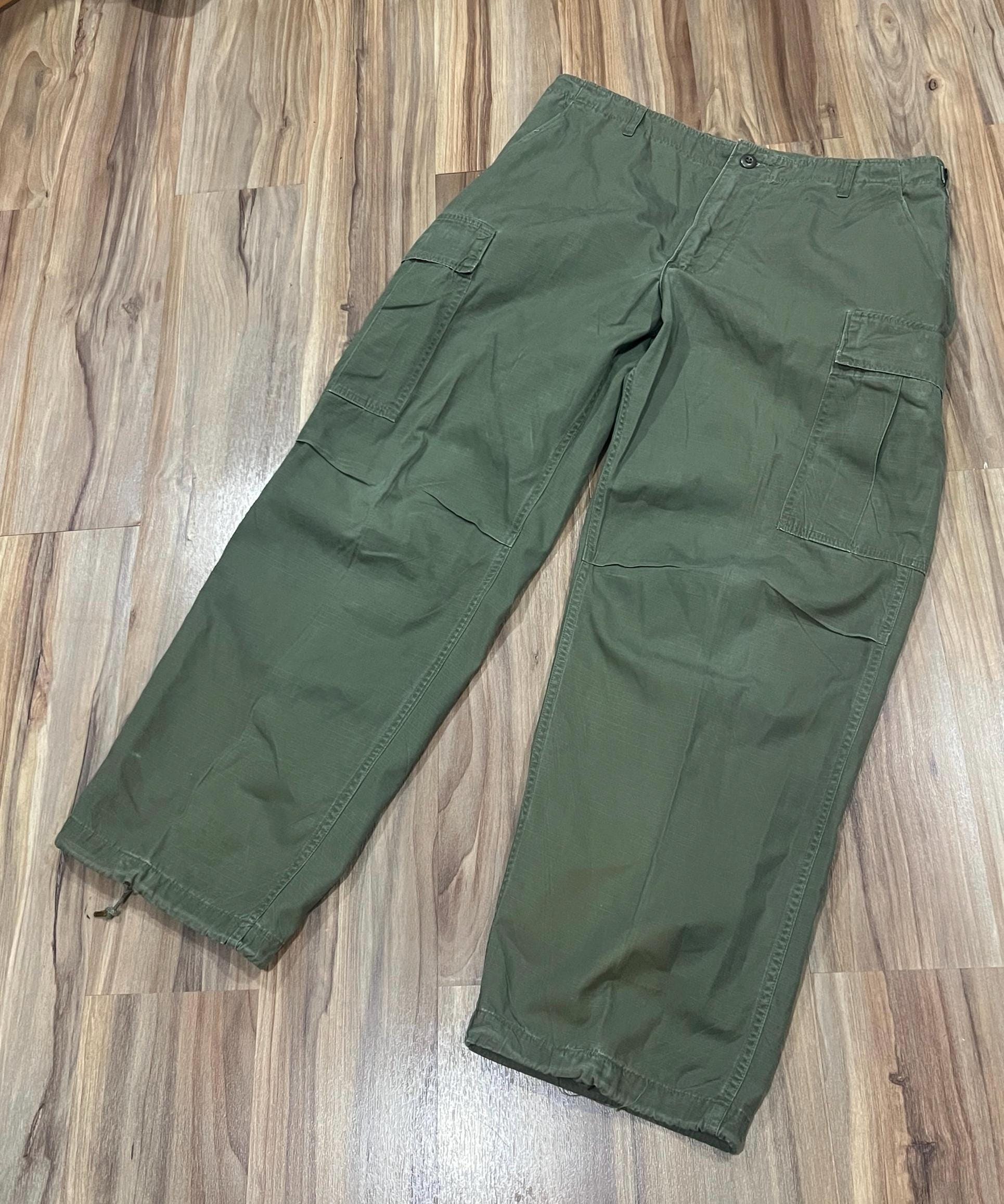 Large Regular Vintage 1969 Olive Green Poplin Ripstop Jungle 