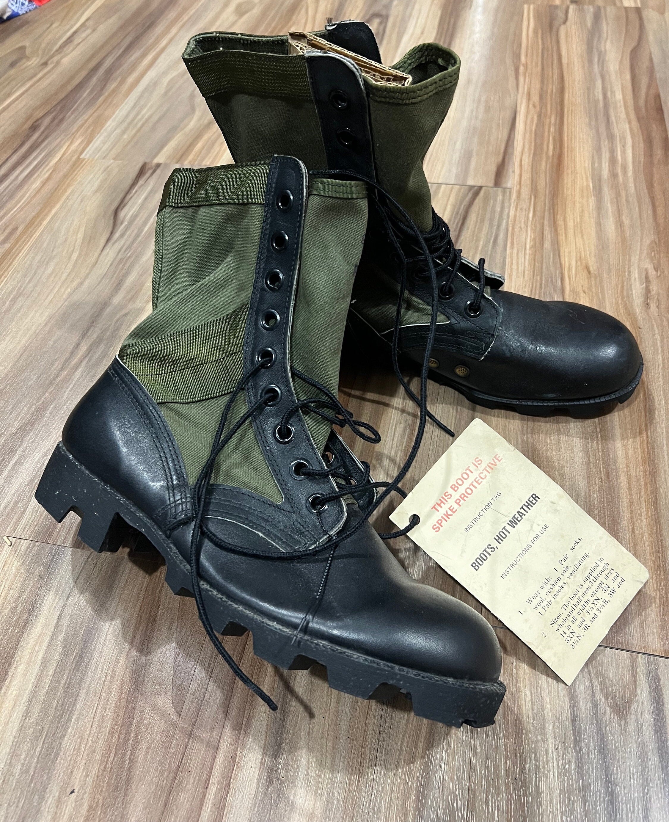 Sz 9R Vintage 80s Jungle Combat Canvas Leather Fatigue Boots