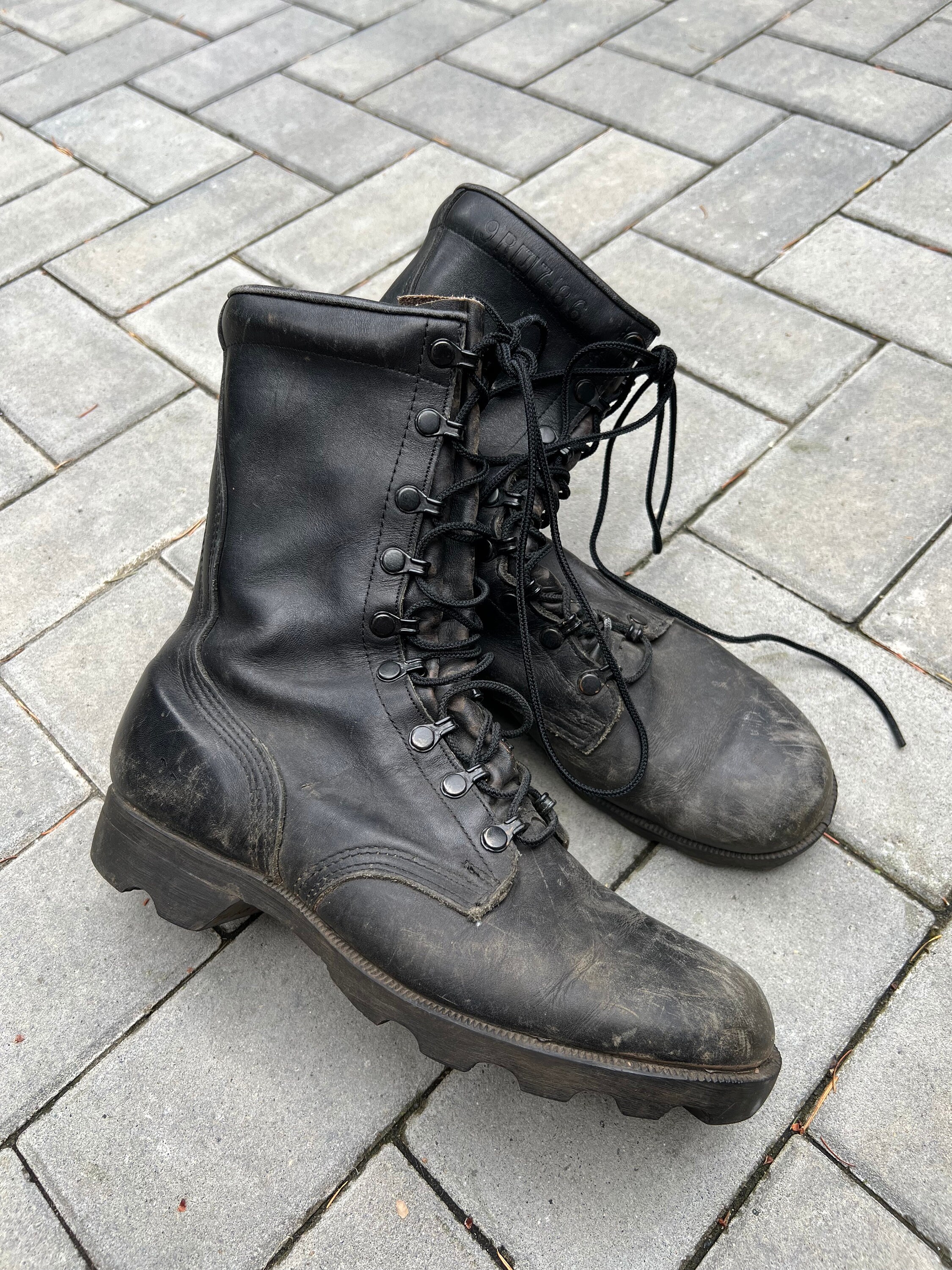 Vintage Black Leather Steel Toe Combat Work Boots Mens 9 - clothing &  accessories - by owner - apparel sale - craigslist