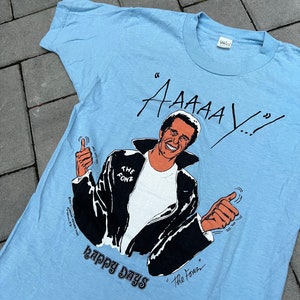 ▪70’s【HAPPY DAYS】VINTAGE TEE Vintage 1970's Happy Days / the Fonz Personalized Artwork
