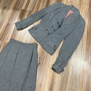 XS Vintage 40s 2 Piece Fleck Women’s Suit Coat Jacket & Skirt Wool Rayon Grey USA Made