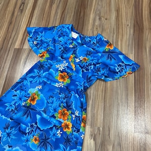 Vintage 70er Jahre Royal Hawaii Kleid Blau Floral Bedruckt Reißverschluss Hinten Hawaii Made