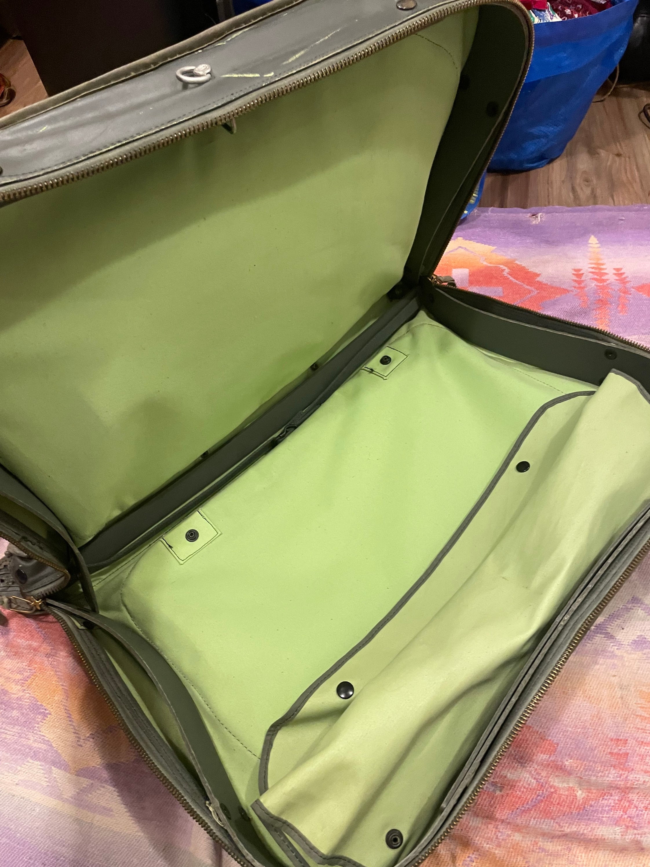 Vintage 50s 60s USAF Air Force US Garment Carrying Suitcase