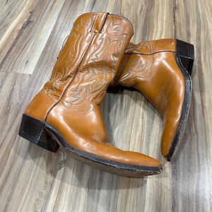 Size 9E Vintage 80s Justin Brown Leather Cowboy Boots