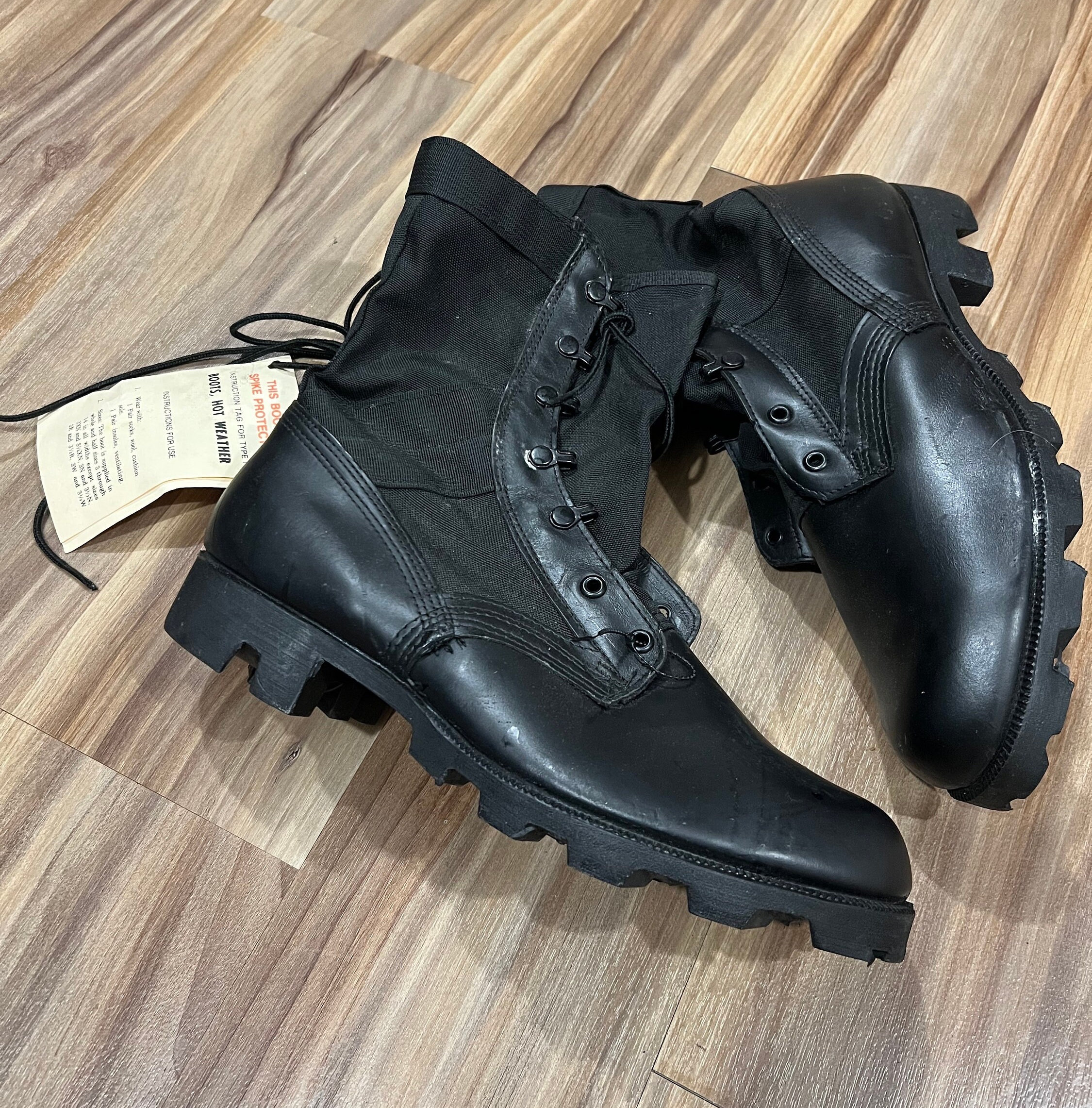 10W Vintage 70s 80s US Military Black Combat Leather Jungle 10W Vintage 70s 80s US Military Black Combat Leather Jungle