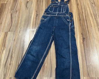 Salopette da lavoro/fattoria in denim stile anni '50 per bambini, ispirata a Big Mac e Penney's, prodotta negli Stati Uniti.