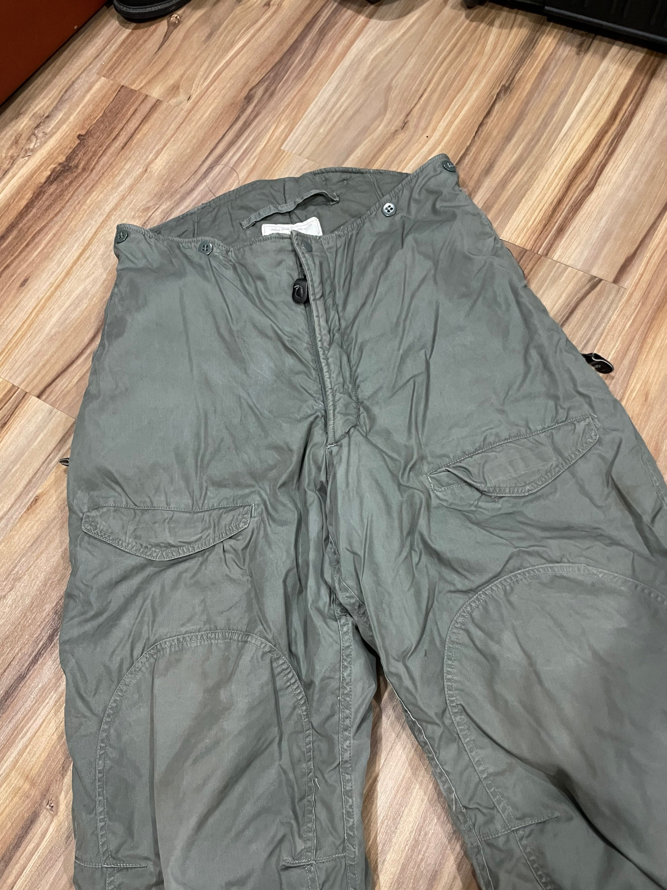 34 Vintage 80s USAF F-1B Air Force Cold Weather Insulated