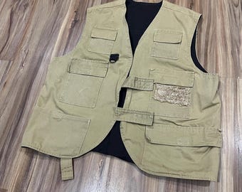 Vintage Eddie Bauer 'sea Foam' Buoyant Fishing Vest - Etsy