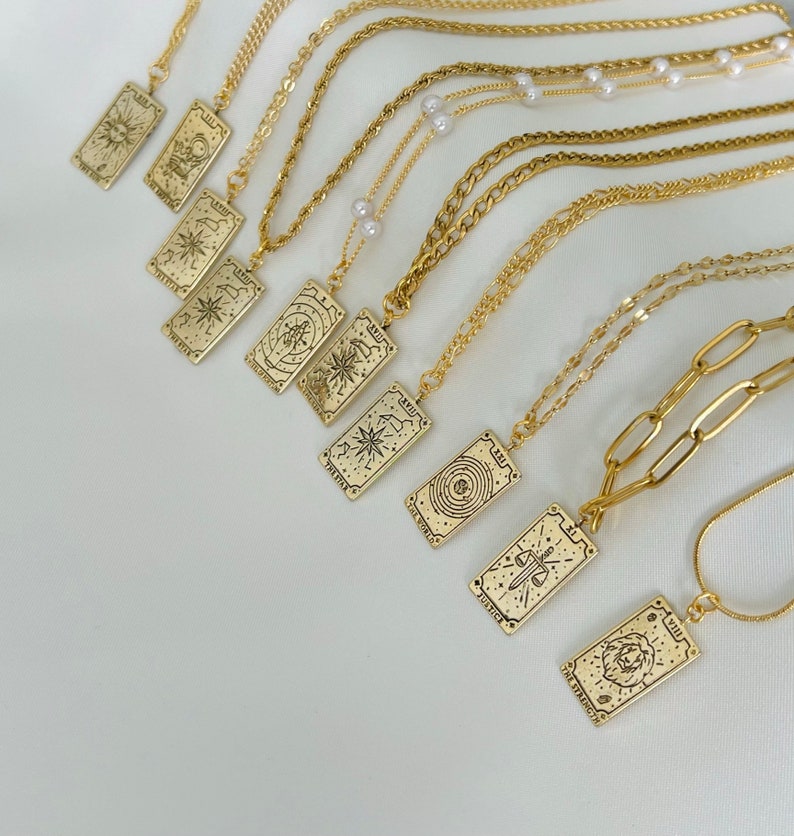 GOLD FILLED Antique Tarot Card Deck Zodiac Sign Necklace Tag Necklace Moon Star Fortune Sun World Justice Strength Empress Birthday Gift zdjęcie 5
