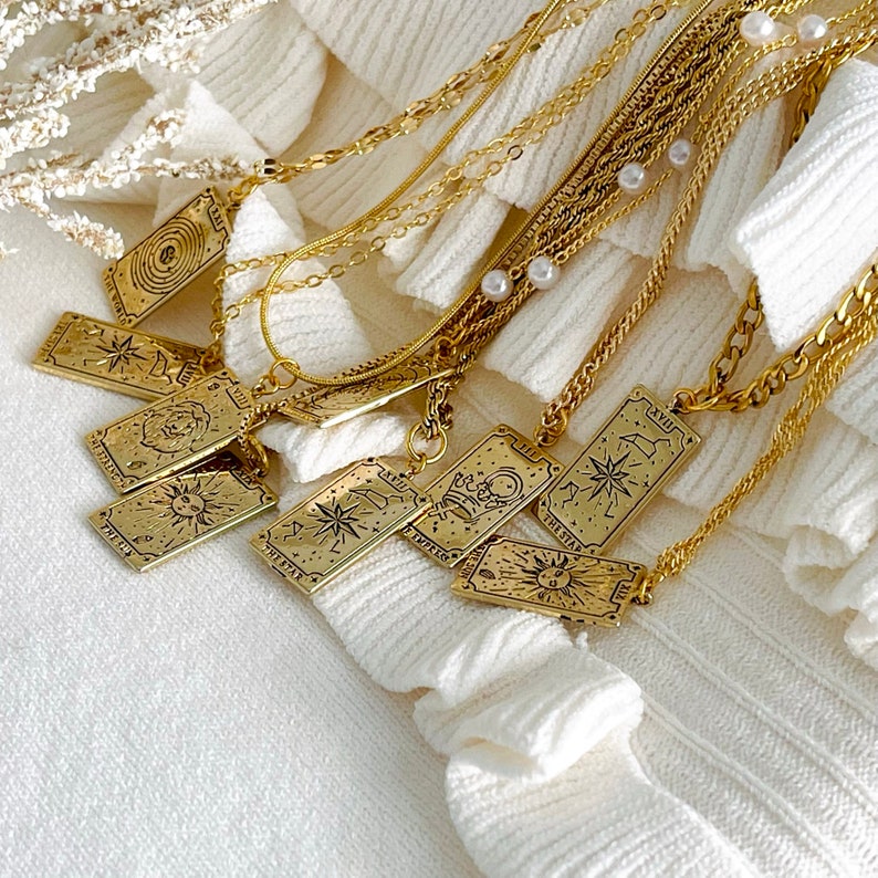GOLD FILLED Antique Tarot Card Deck Zodiac Sign Necklace Tag Necklace Moon Star Fortune Sun World Justice Strength Empress Birthday Gift zdjęcie 6