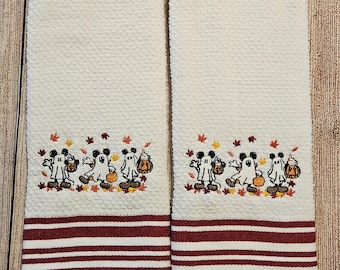 Embroidered Halloween Fall Cartoon Mouse Dish Towel 2 Piece Set