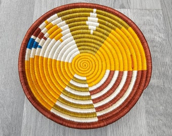 Rwanda Basket / African Basket / African Wall Baskets / Straw basket / Boho Hanging wall basket / Woven wall art / Fruit bowl