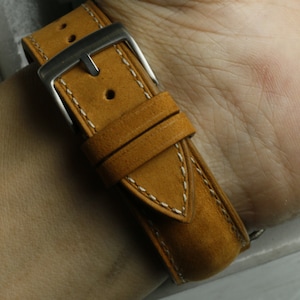 Cinturino per orologio imbottito in pelle nabuk marrone chiaro fatto a mano, misura personalizzata - NT28