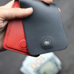 Personalización de cartera Butero Black -VS 1 Butero-Black-BT Red-red