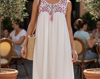 White Crepe Kurti Dress: Floral Embroidery, Sequins, Beads (Medium)