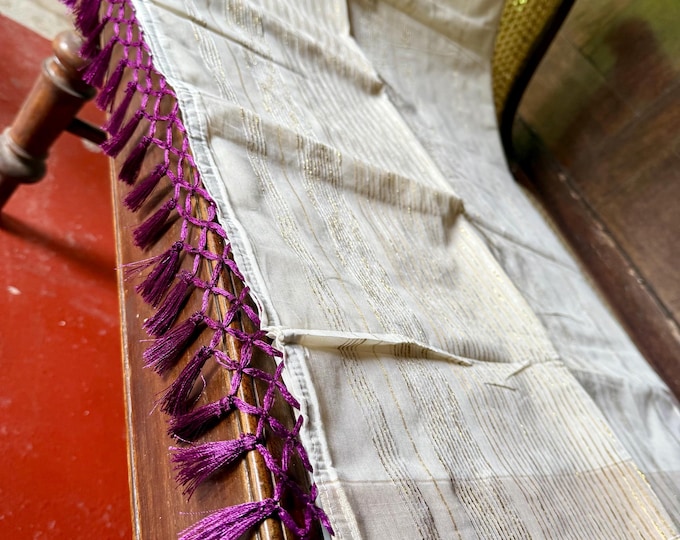 Kasavu Saree, Golden Silver Thread Stripes, Unstitched Blouse Piece