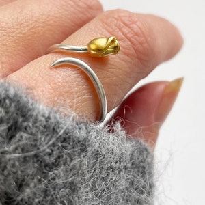 flower ring, flower jewellery, tulip ring, gold floral ring, birth flower ring, tiny flower ring, stackable ring, jewellery for her