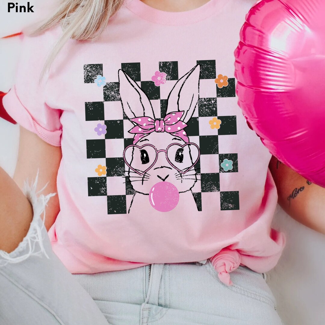 BUBBLE GUM BUNNY WITH GLASSES Graphic Sweatshirt