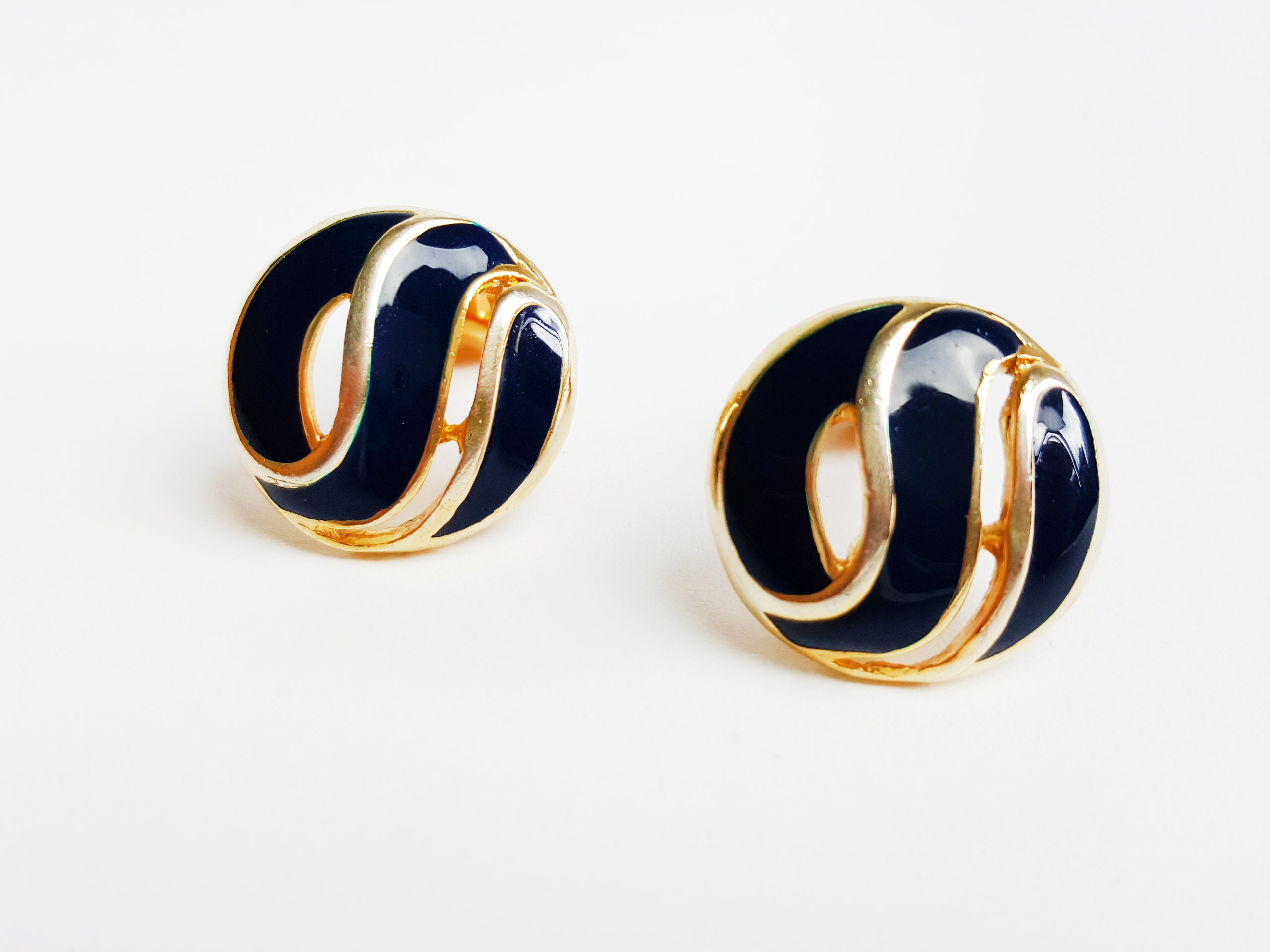 Vintage Dark Blue Enamel Clip On EARRINGS / Gold Tone Round Etsy