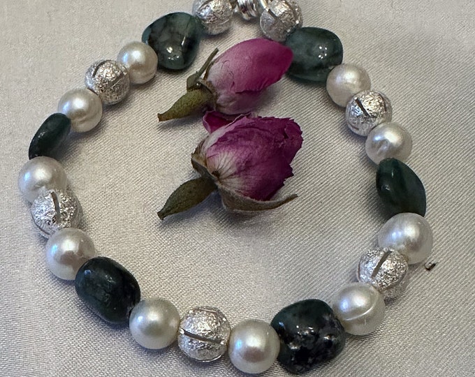 Featured listing image: Genuine Emerald  Gemstone and Pearl Bracelet with Silver Plated Clasp